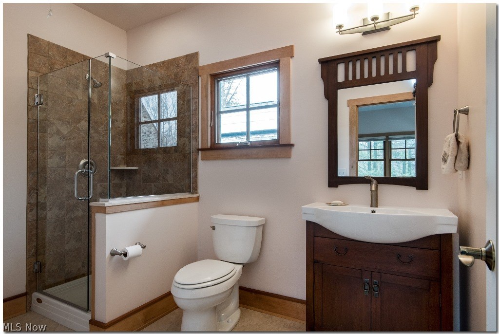 17460 Shelburne Road Cleveland, OH 44118 - Photo 24 of 34 Gallery Image 24