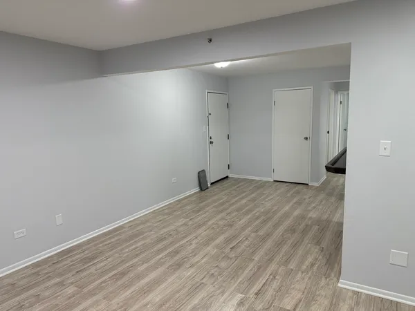 $1,850 | 502 Spruce Drive, Unit 2B, Palatine, IL 60074