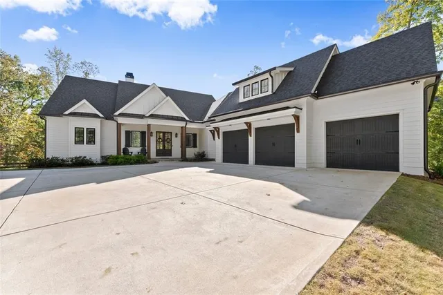 $1,829,000 | 3116 Winding Lake Court, Gainesville, GA 30504