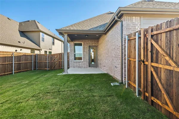 $393,000 | 272 Bassett Hall Road, Fate, TX 75189