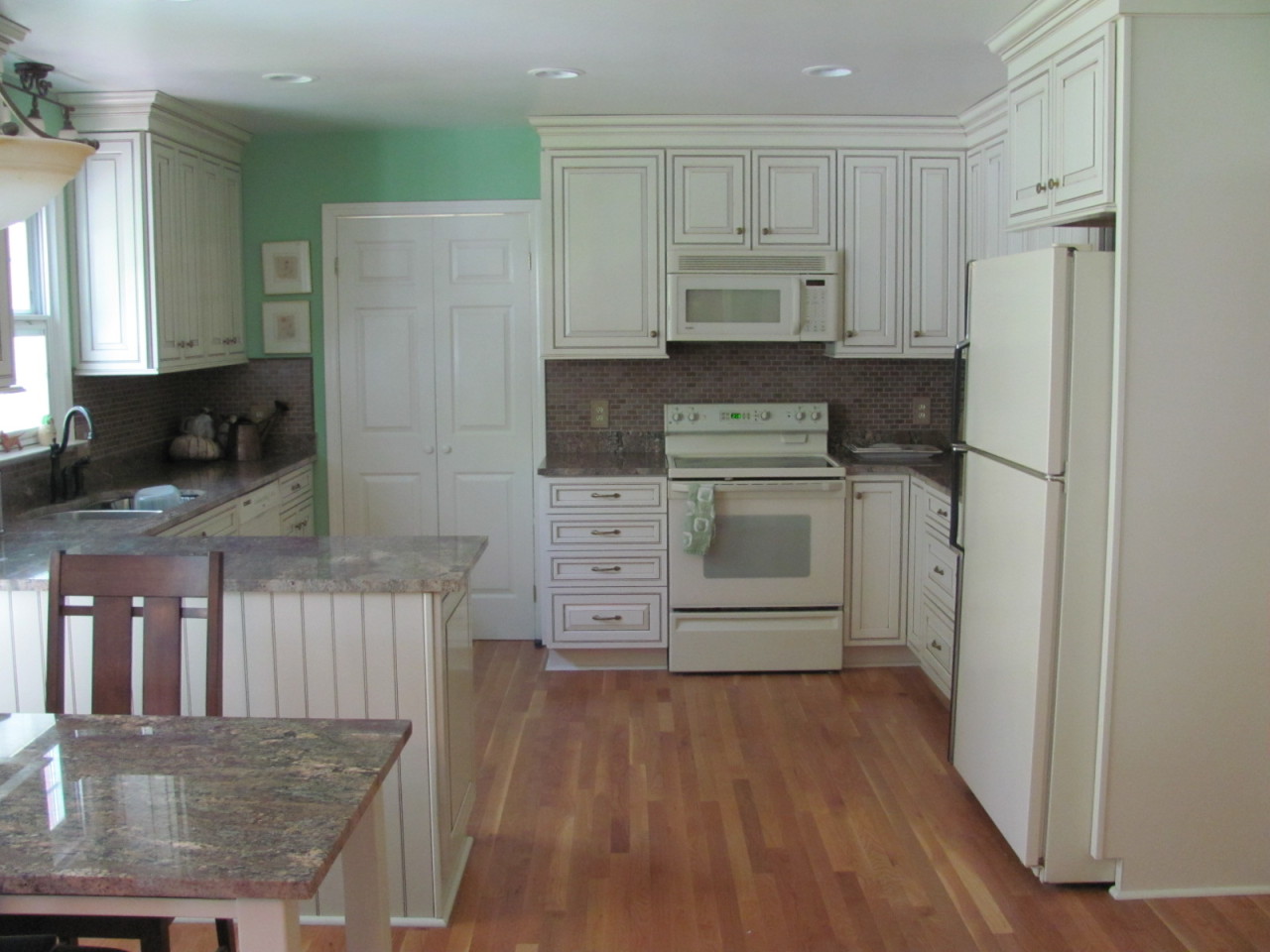 3728 Forest Road Roanoke, VA 24015 - Photo 2 of 49 Kitchen