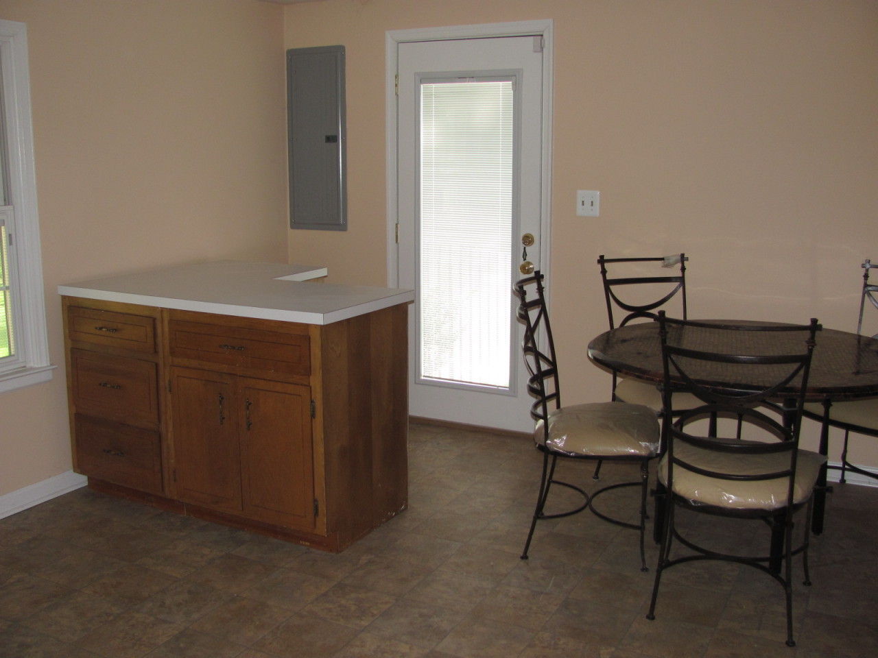 3728 Forest Road Roanoke, VA 24015 - Photo 40 of 49 Laundry Area