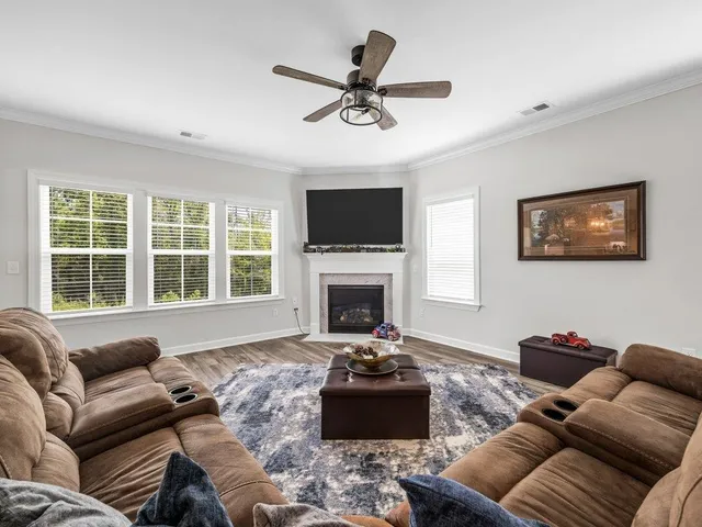 $449,900 | 1212 Dockyard Lane, Inman, SC 29349