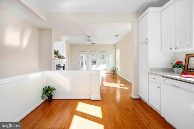 $348,800 | 20 Harborton Lane, Unit 154, Fredericksburg, VA 22406