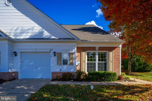 $348,800 | 20 Harborton Lane, Unit 154, Fredericksburg, VA 22406