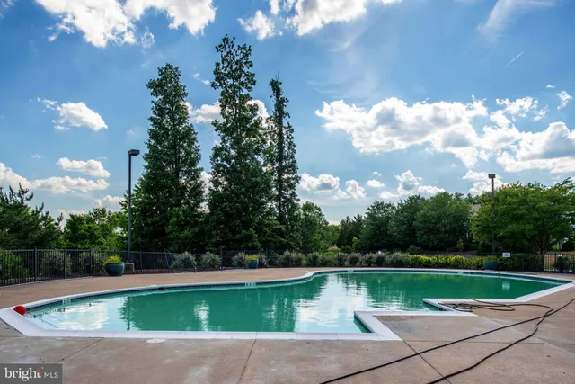 $348,800 | 20 Harborton Lane, Unit 154, Fredericksburg, VA 22406