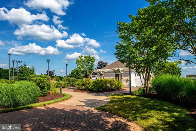 $348,800 | 20 Harborton Lane, Unit 154, Fredericksburg, VA 22406