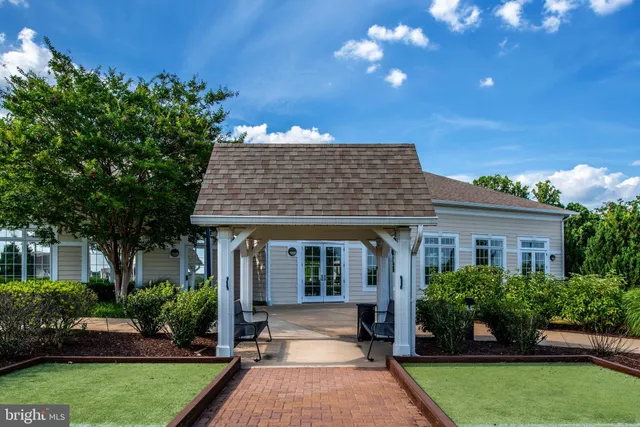 $348,800 | 20 Harborton Lane, Unit 154, Fredericksburg, VA 22406