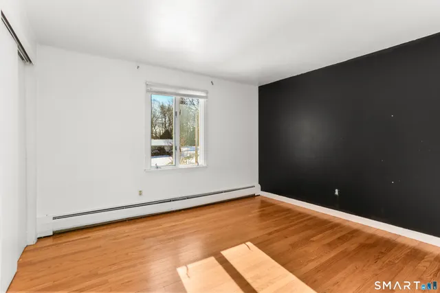 $625,000 | 37 Kitcher Court, Trumbull, CT 06611