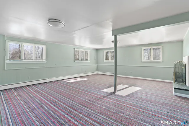 $625,000 | 37 Kitcher Court, Trumbull, CT 06611