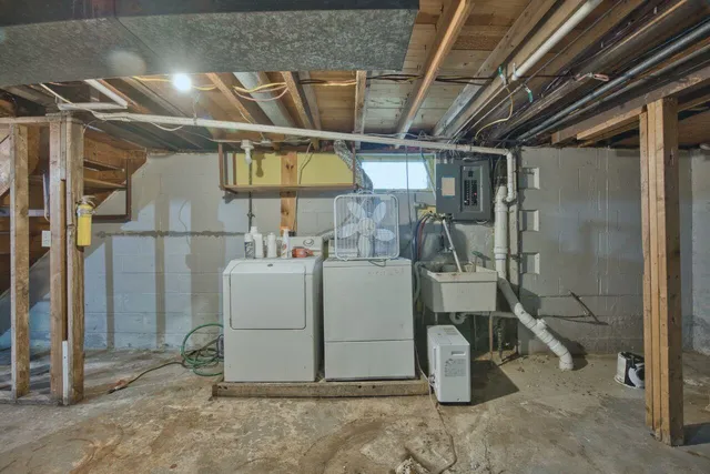 $78,500 | 304 West 3rd Avenue North, Aurora, MN 55705