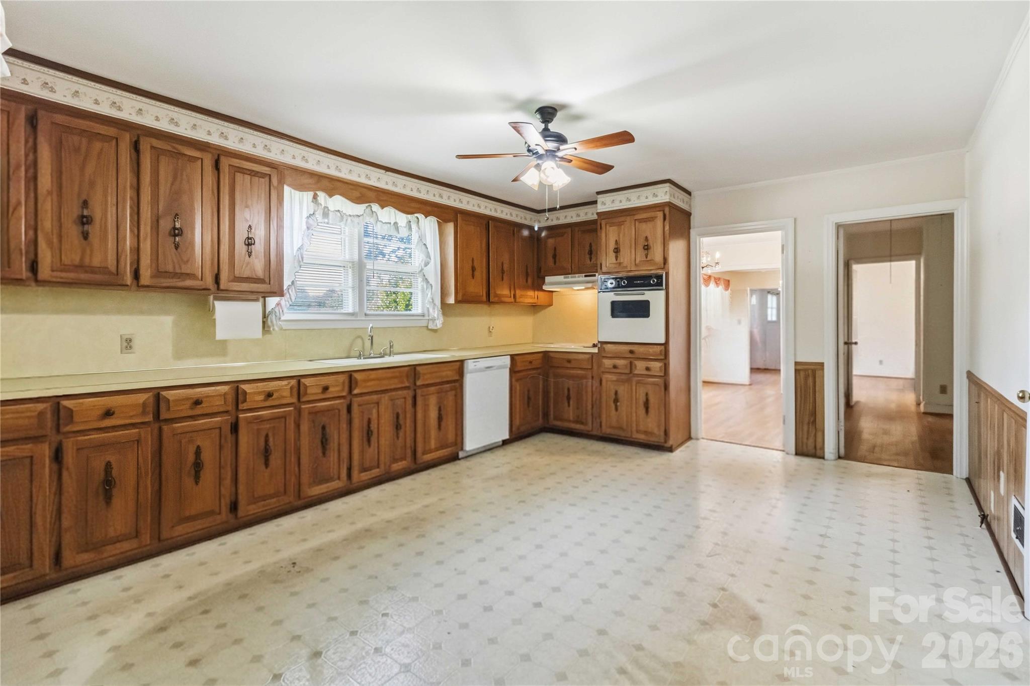 3836 York Street Sharon, SC 29742 - Photo 9 of 46