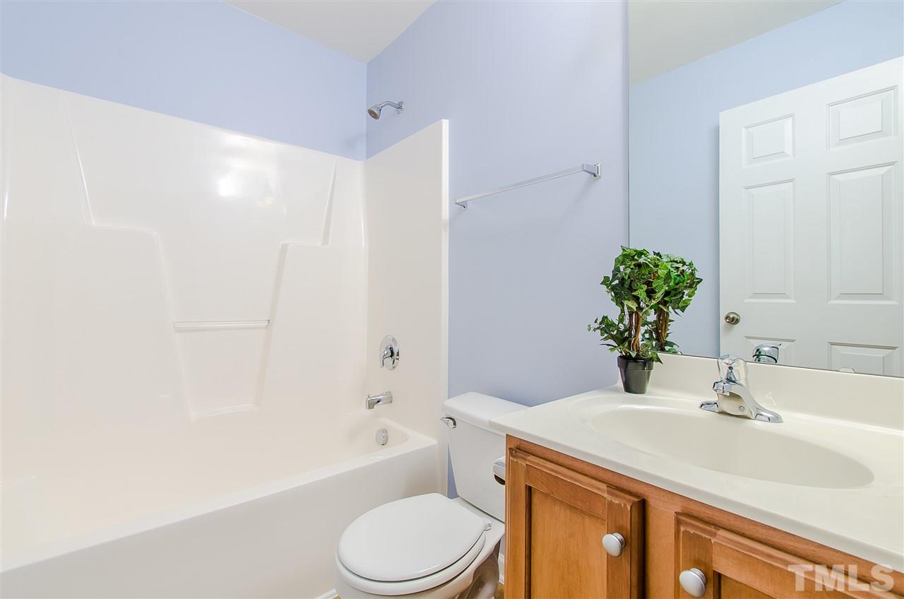 5114 Thornton Knoll Way Raleigh, NC 27616 - Photo 15 of 25
