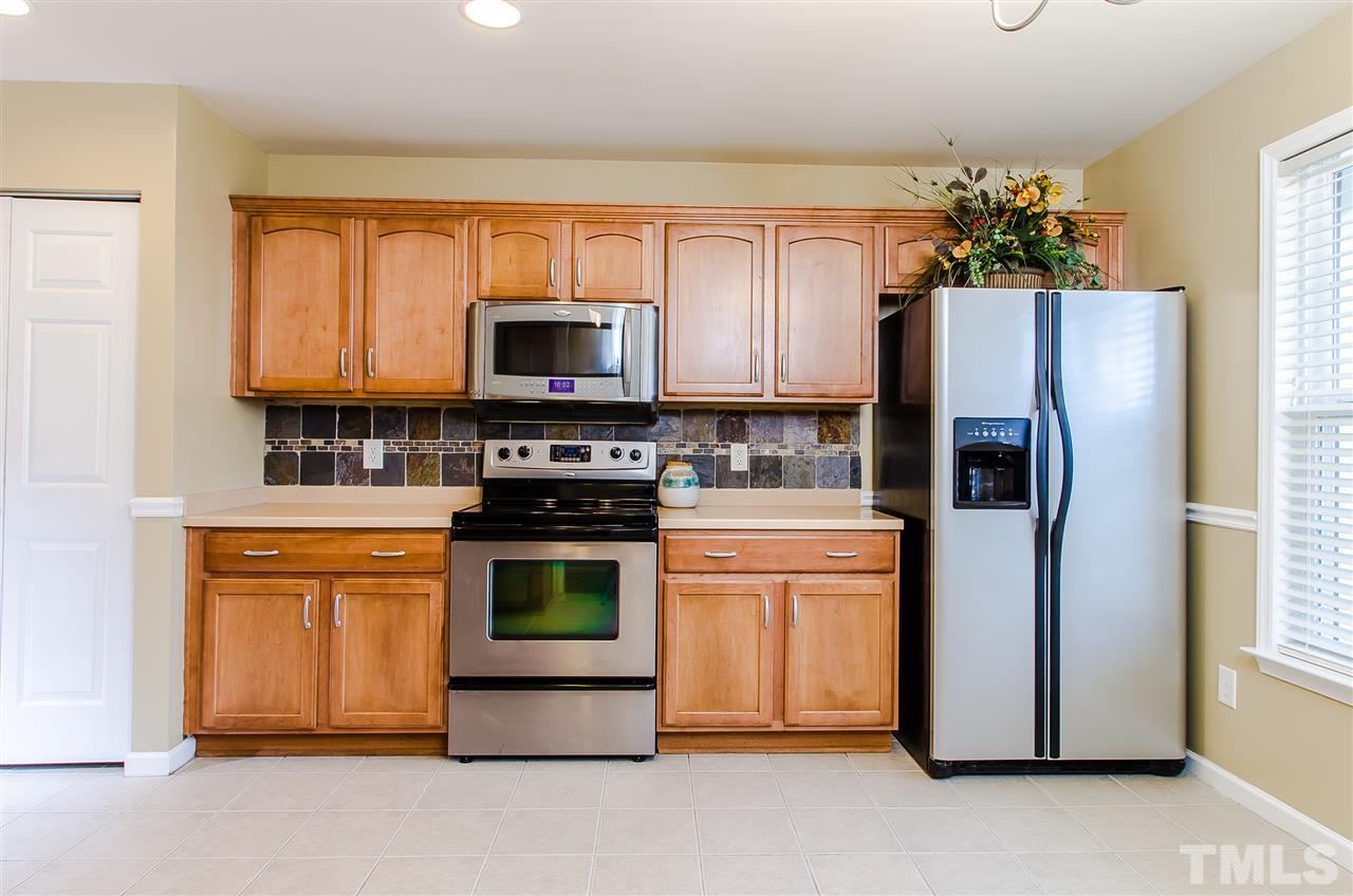 5114 Thornton Knoll Way Raleigh, NC 27616 - Photo 7 of 25