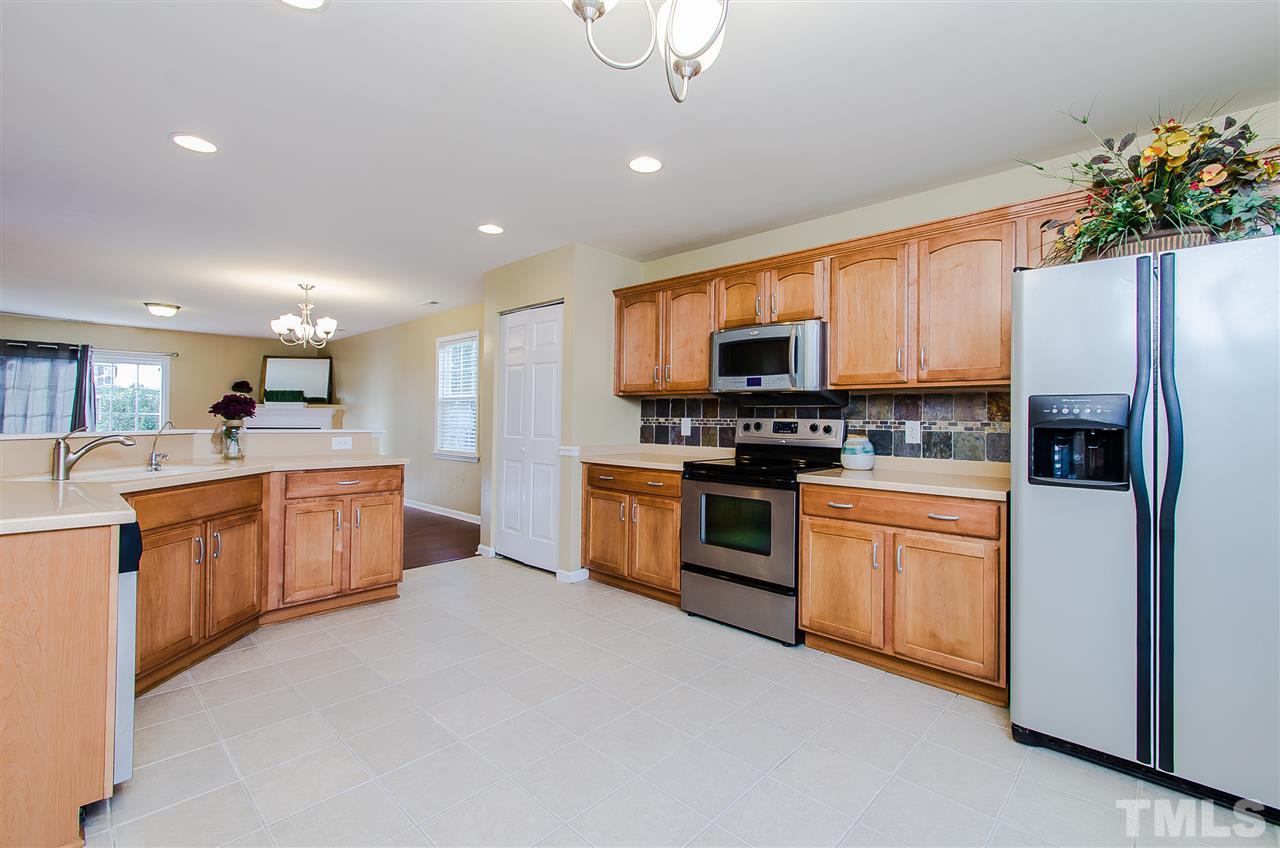 5114 Thornton Knoll Way Raleigh, NC 27616 - Photo 9 of 25