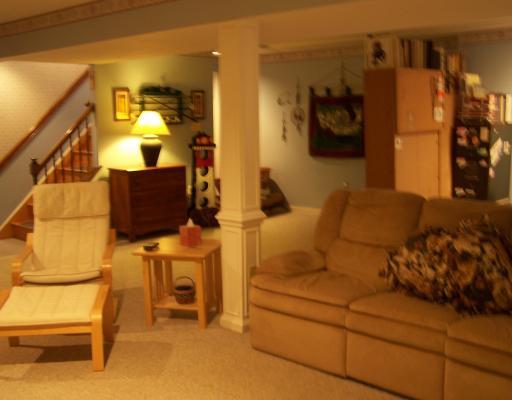199 Bonniebrook Road Butler, PA 16002 - Photo 8 of 18 Den/Family/Great Room.