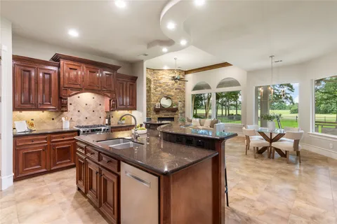 $825,000 | 6207 Windrose Hollow Lane, Spring, TX 77379
