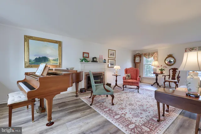 $450,000 | 16 Horseshoe Drive, Ephrata, PA 17522