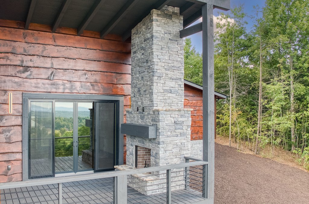 330 Cinnamon Bear Road Mineral Bluff, GA 30559 - Photo 14 of 75