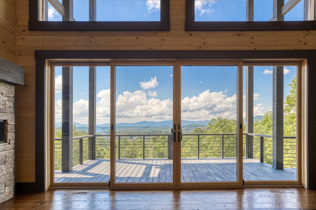 330 Cinnamon Bear Road Mineral Bluff, GA 30559 - Photo 10 of 75