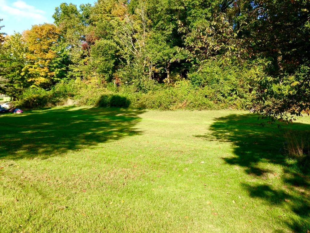 55 B Leyden Road Greenfield, MA 01301 - Photo 3 of 4 Gallery Image 3