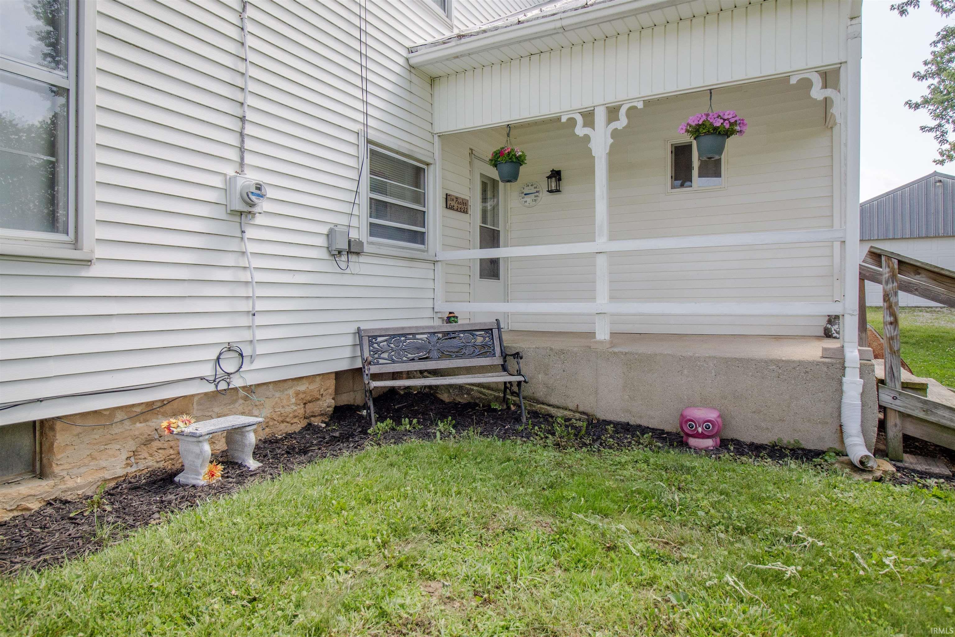20 East Miller Street Ridgeville, IN 47380 - Photo 2 of 26