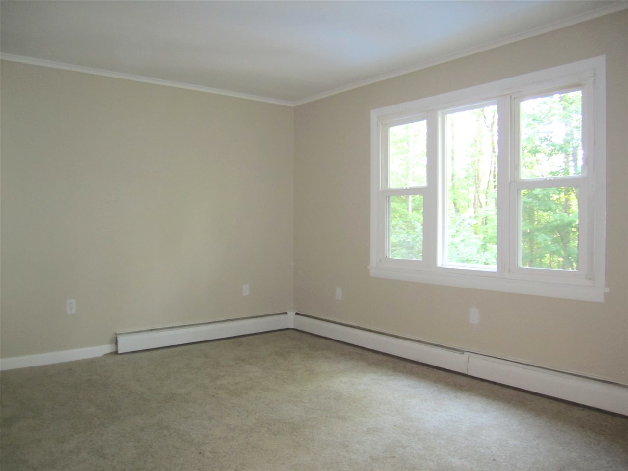 3 Greer Road Goffstown, NH 03045 - Photo 12 of 21