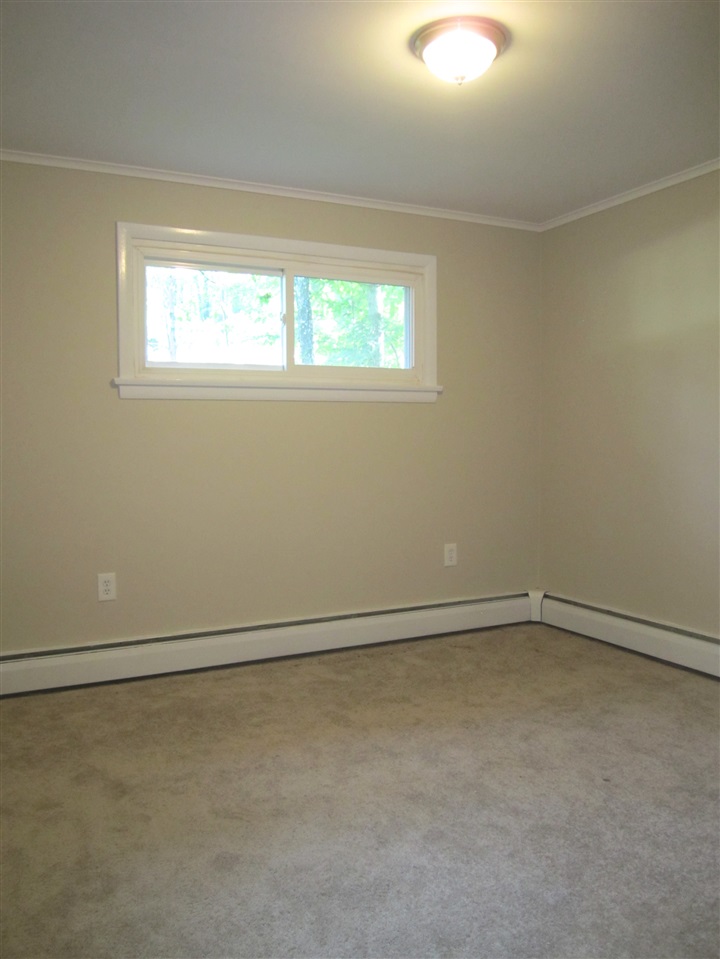 3 Greer Road Goffstown, NH 03045 - Photo 13 of 21