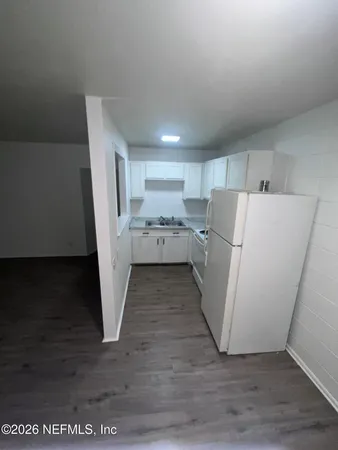 $895 | 1040 Bert Road, Unit 12, Jacksonville, FL 32211