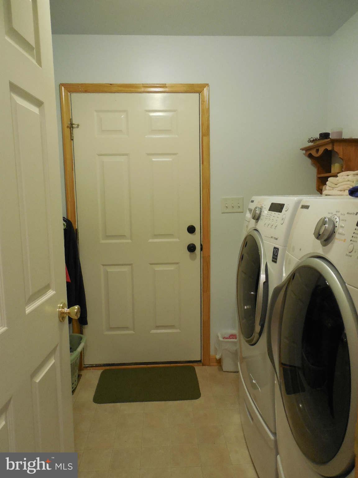 1136 Boyd Road Street, MD 21154 - Photo 18 of 27 Main Lev Laundry-Add'l Rear Exit
