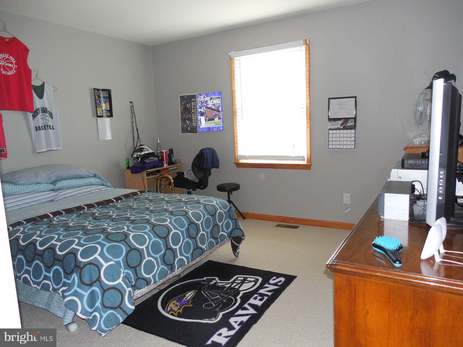 1136 Boyd Road Street, MD 21154 - Photo 22 of 27 Bedroom 2