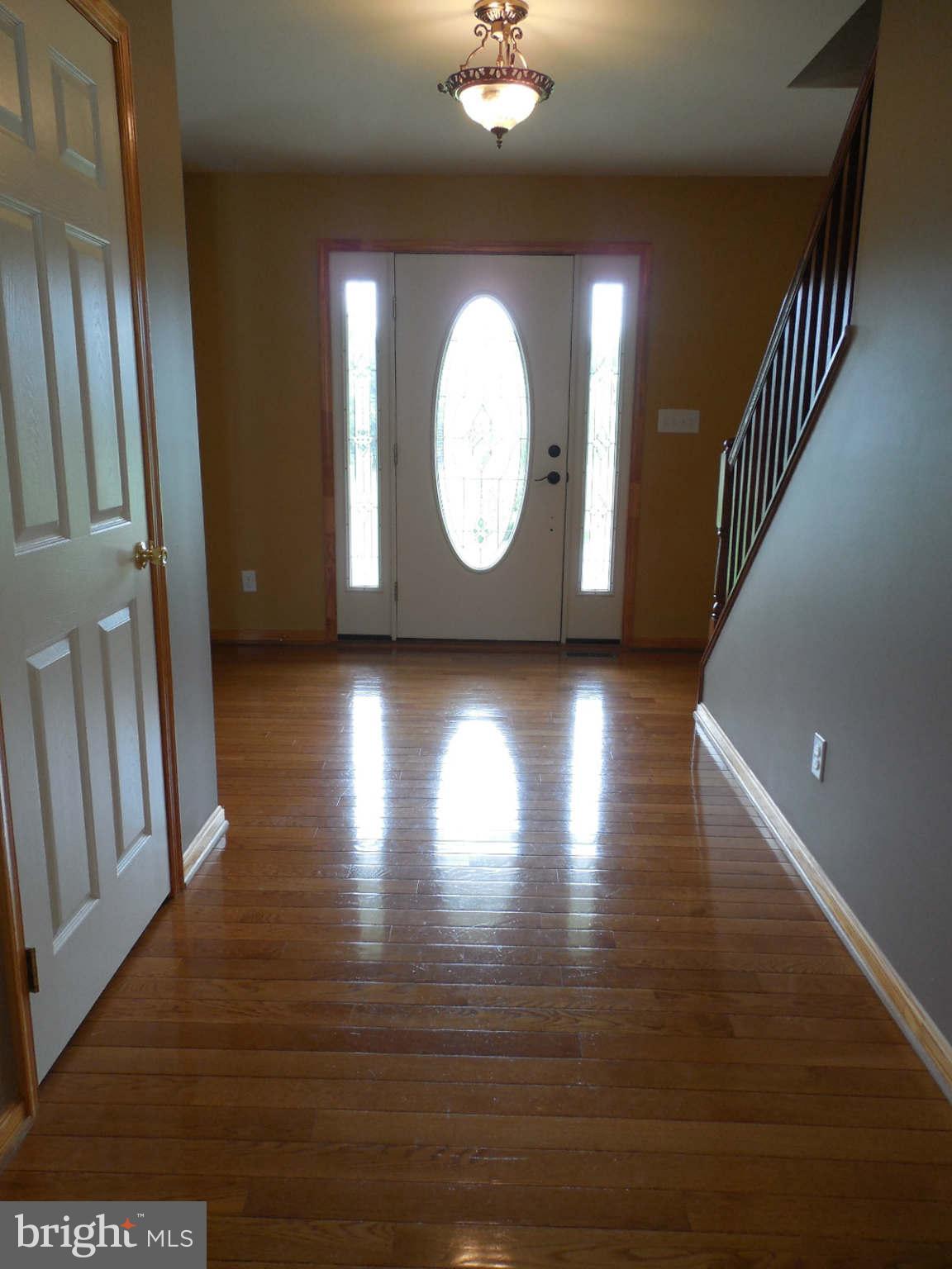 1136 Boyd Road Street, MD 21154 - Photo 8 of 27 IEntrance Foyer