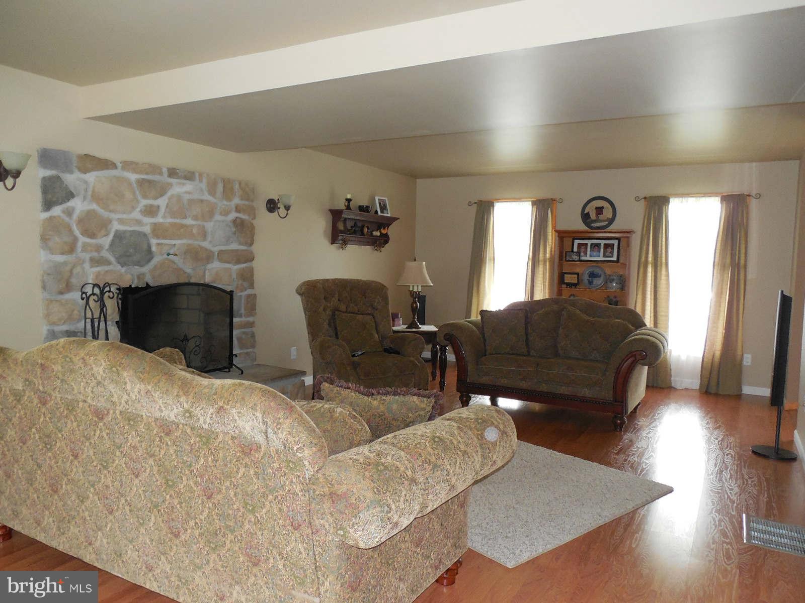 1136 Boyd Road Street, MD 21154 - Photo 10 of 27 Living Room/Family Room View 2