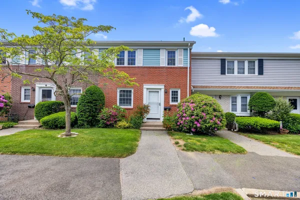$3,400 | 102 Salem Walk, Unit 102, Milford, CT 06460