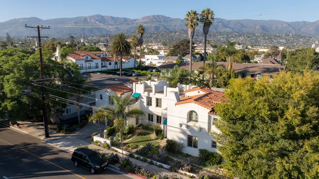 $2,750,000 | 330 West Canon Perdido Street, Santa Barbara, CA 93101