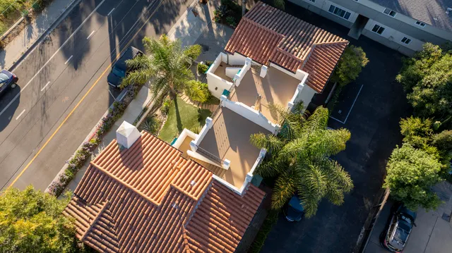 $2,750,000 | 330 West Canon Perdido Street, Santa Barbara, CA 93101