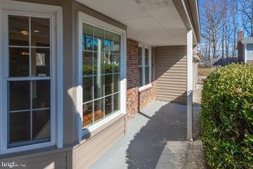 12902 Sturbridge Road Woodbridge, VA 22192 - Photo 2 of 40 Front Porch