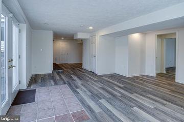 12902 Sturbridge Road Woodbridge, VA 22192 - Photo 33 of 40 L/L Open Area