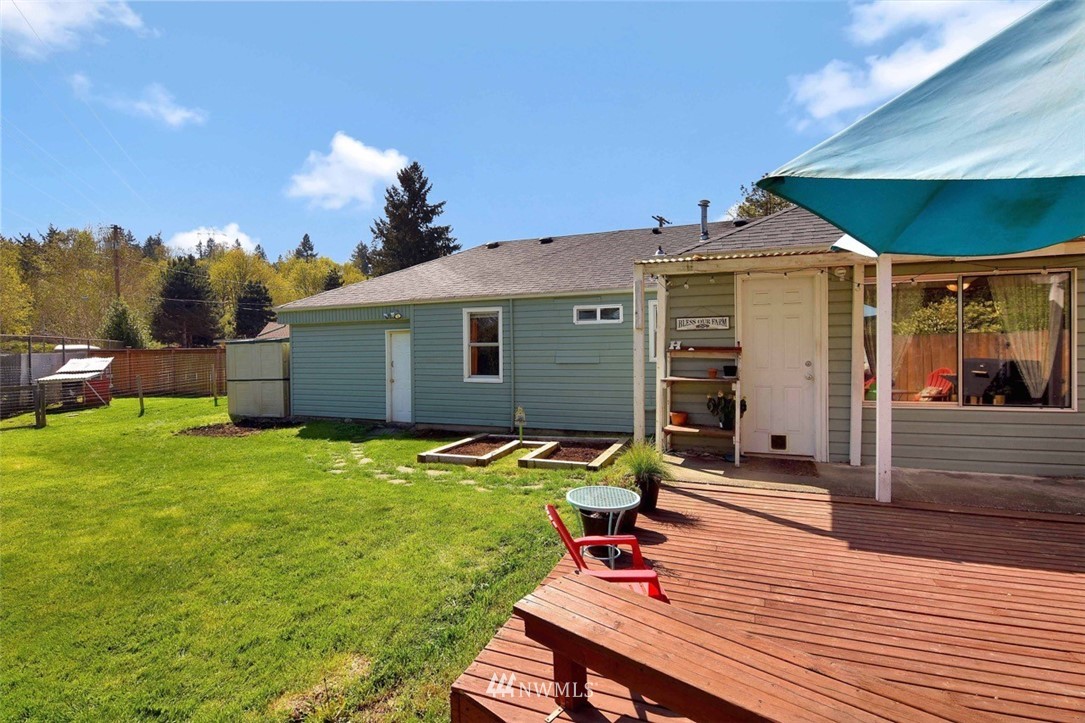 3330 Southeast 6th Street Renton, WA 98058 - Photo 18 of 21