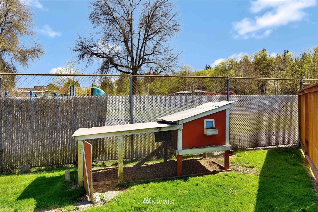 3330 Southeast 6th Street Renton, WA 98058 - Photo 20 of 21