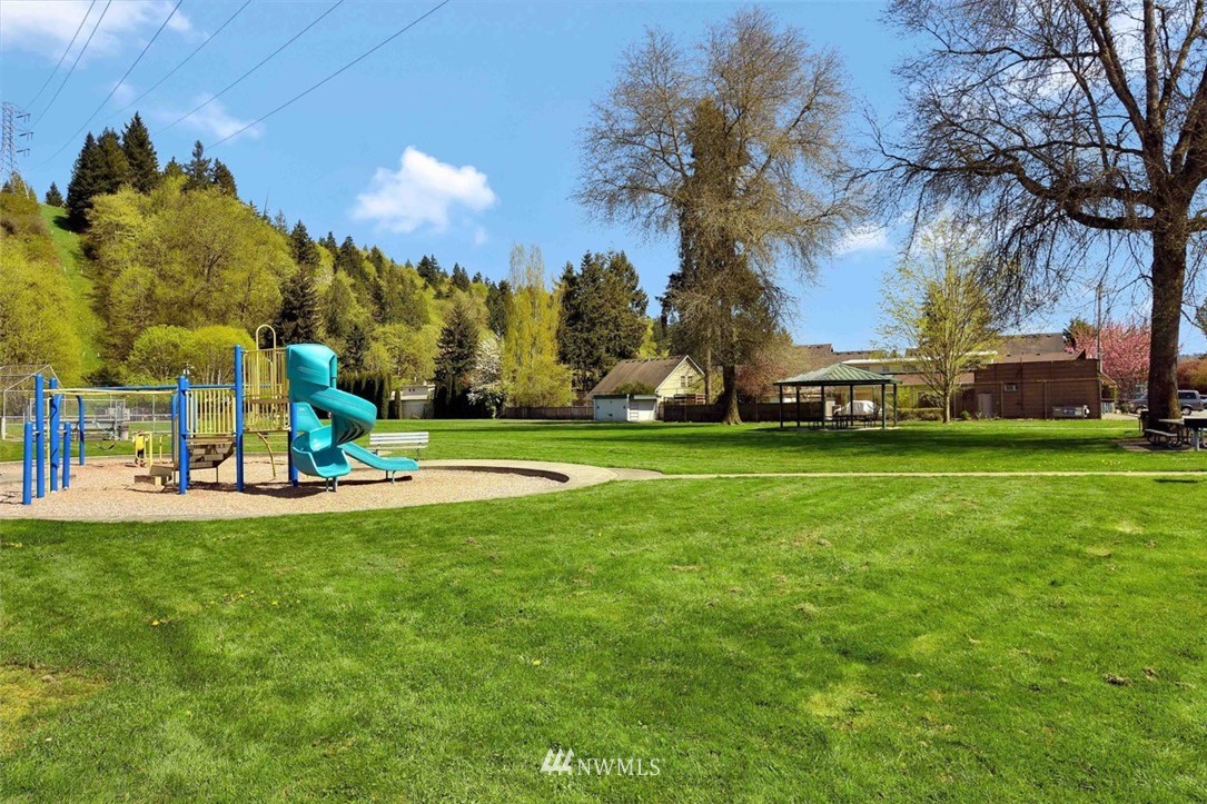 3330 Southeast 6th Street Renton, WA 98058 - Photo 21 of 21
