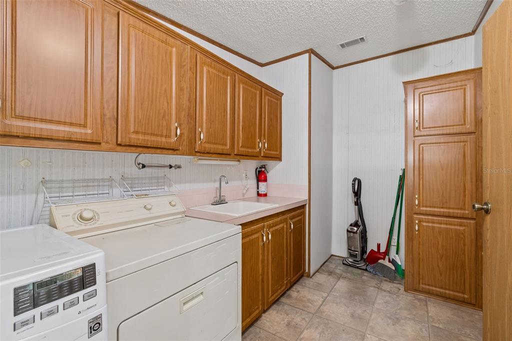 8003 Gardner Road Tampa, FL 33625 - Photo 18 of 55 Gallery Image 18