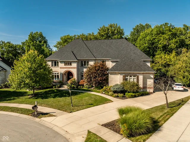 $2,065,000 | 10470 Roxley Bend, Carmel, IN 46032