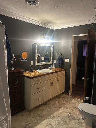 1059 North Cherry Street Breese, IL 62230 - Photo 7 of 12