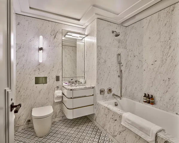 $4,950,000 | 303 Park Avenue, Unit 2311 | Midtown East