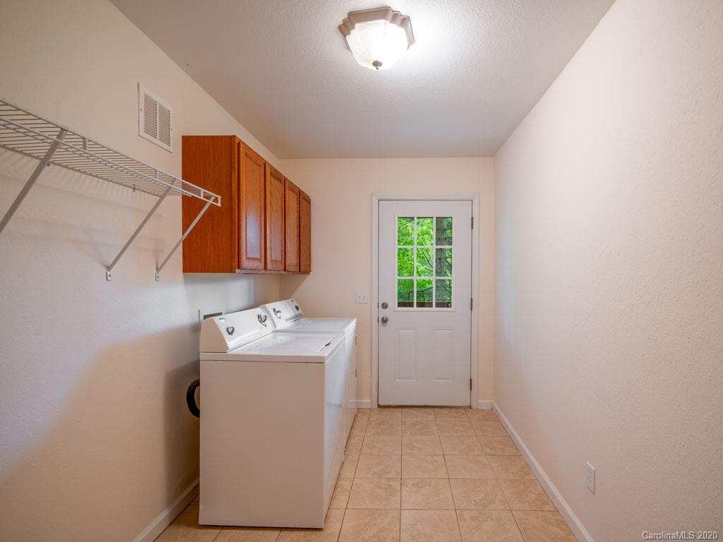 58 Pinnacle Road Burnsville, NC 28714 - Photo 17 of 20 Gallery Image 17
