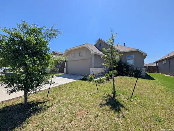 $2,295 | 1331 Hillsong Street, New Braunfels, TX 78132