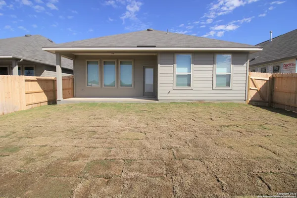 $2,295 | 1331 Hillsong Street, New Braunfels, TX 78132