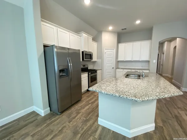 $2,295 | 1331 Hillsong Street, New Braunfels, TX 78132