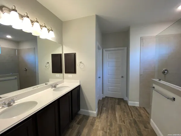 $2,295 | 1331 Hillsong Street, New Braunfels, TX 78132